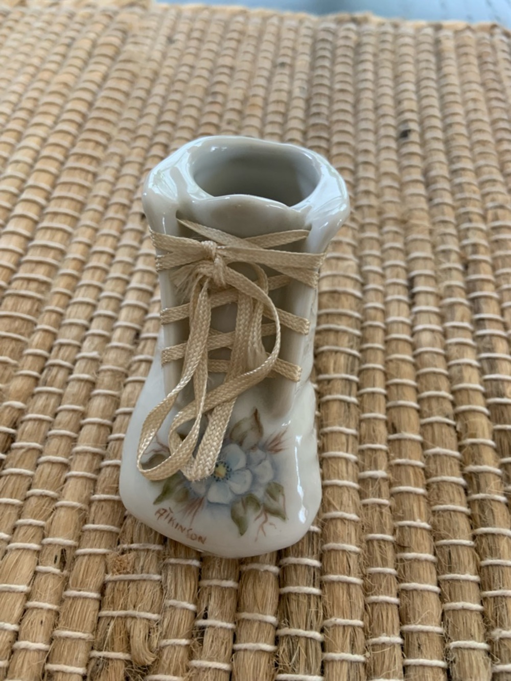 Porcelain Baby Bootie Figurine with Floral Detail - White - Picture 4 of 5